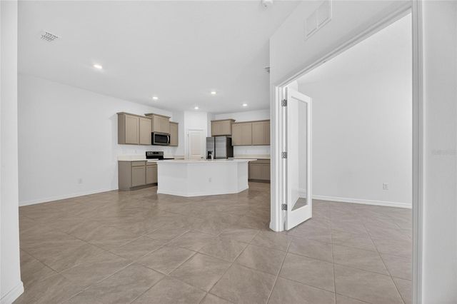 2425 BENDING BONSAI DRIVE, Wesley Chapel, FL 33543