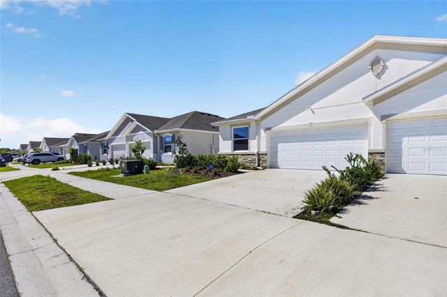 2425 BENDING BONSAI DRIVE, Wesley Chapel, FL 33543