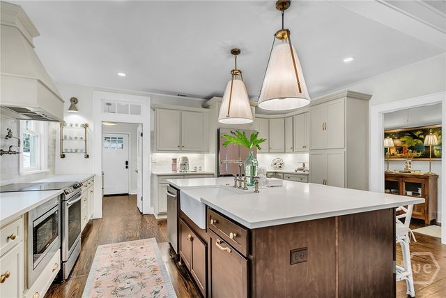 1108 Bonaventure Road, Savannah, GA 31404