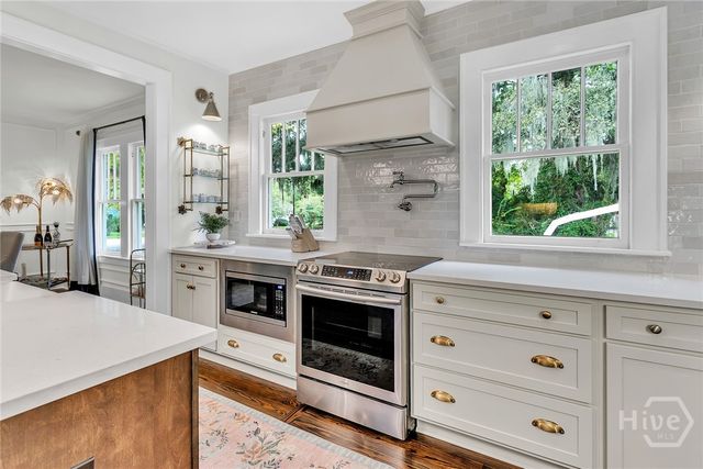 1108 Bonaventure Road, Savannah, GA 31404