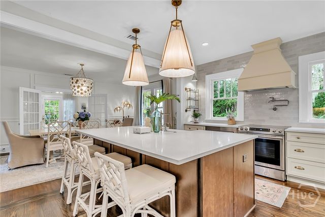 1108 Bonaventure Road, Savannah, GA 31404