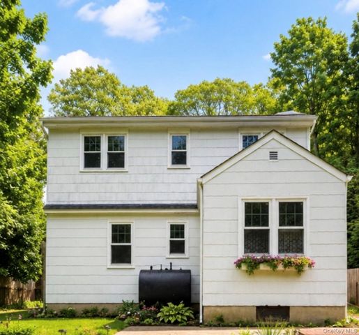 215 Manor Road, Huntington, NY 11743