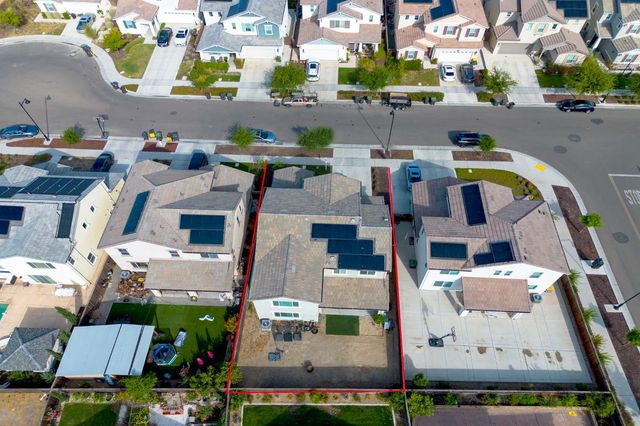 17516 Gemini Ct, Lathrop, CA 95330