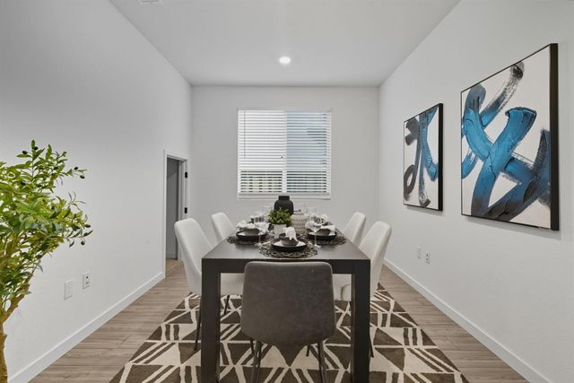 17516 Gemini Ct, Lathrop, CA 95330