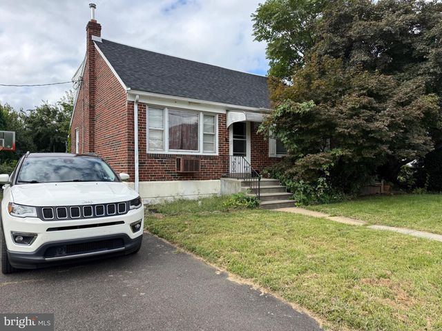 608 HOFFNAGLE ST, Philadelphia, PA 19111