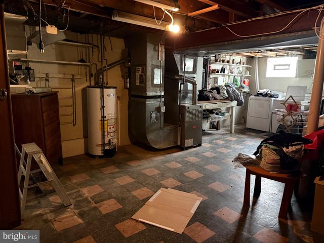 608 HOFFNAGLE ST, Philadelphia, PA 19111