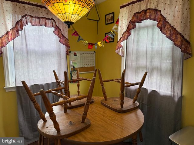 608 HOFFNAGLE ST, Philadelphia, PA 19111