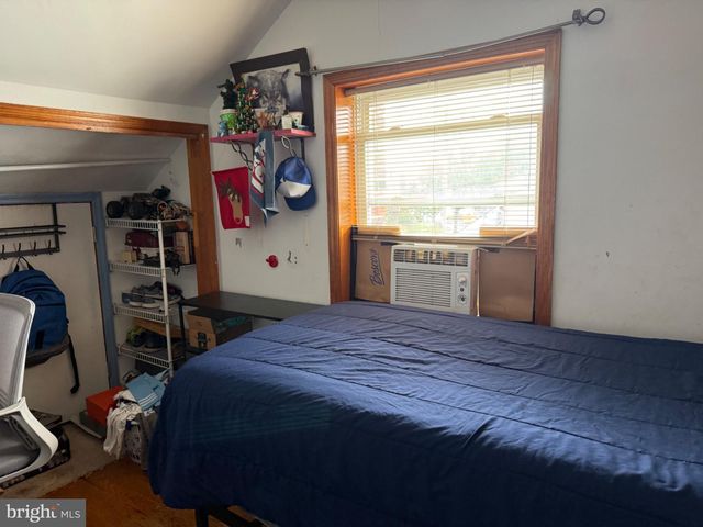 608 HOFFNAGLE ST, Philadelphia, PA 19111