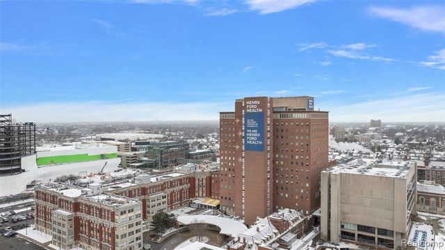 2080 Gladstone Street, Detroit, MI 48206