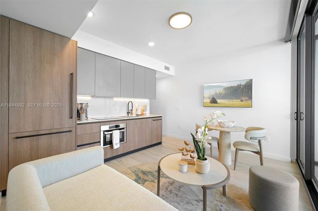 580 72nd Street 1603, Miami Beach, FL 33141