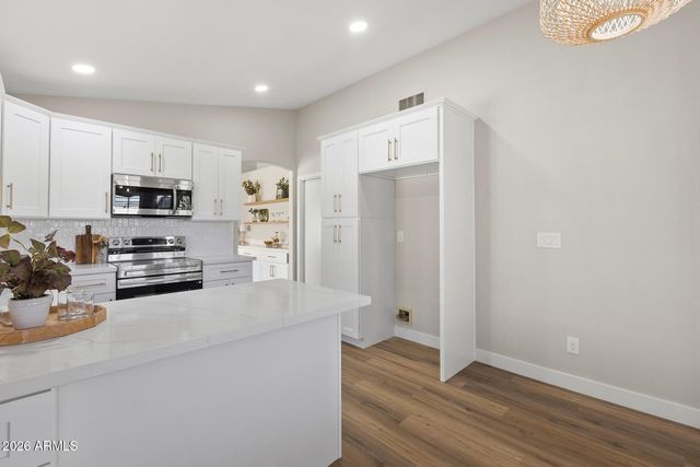 20419 N 105TH Avenue, Peoria, AZ 85382