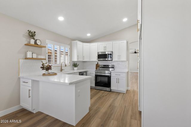 20419 N 105TH Avenue, Peoria, AZ 85382