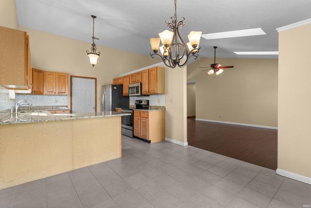 13073 BRITTON Ridge, Fishers, IN 46038