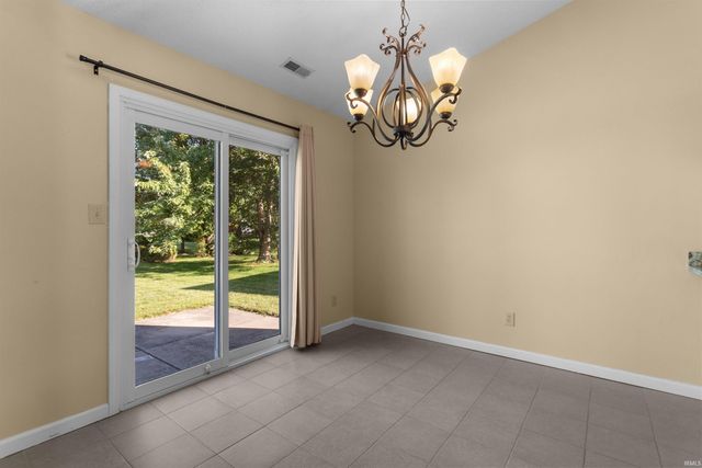 13073 BRITTON Ridge, Fishers, IN 46038