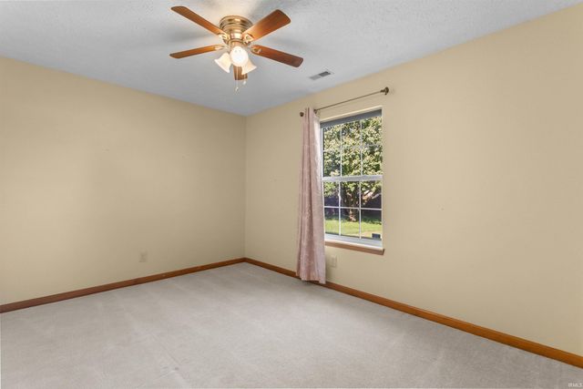 13073 BRITTON Ridge, Fishers, IN 46038