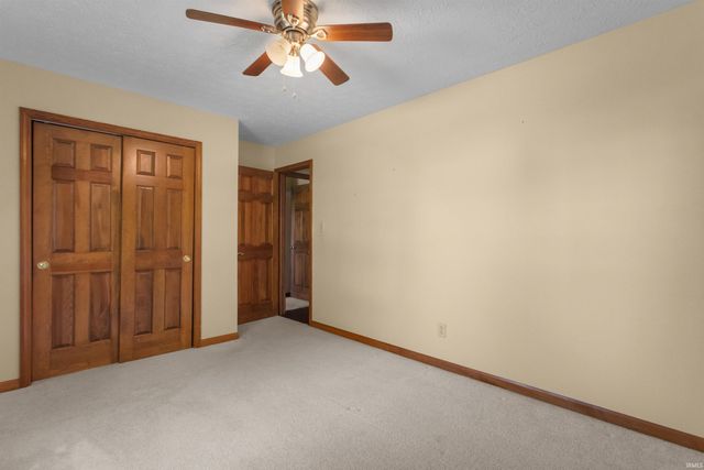 13073 BRITTON Ridge, Fishers, IN 46038