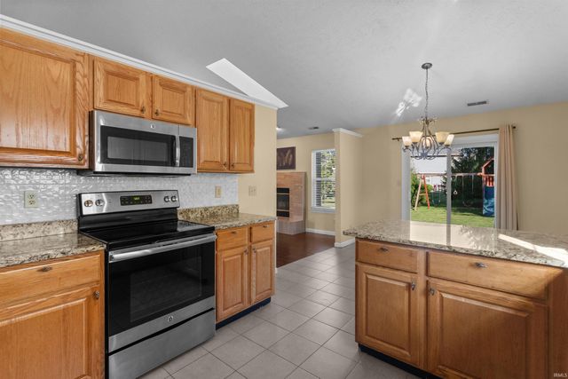 13073 BRITTON Ridge, Fishers, IN 46038