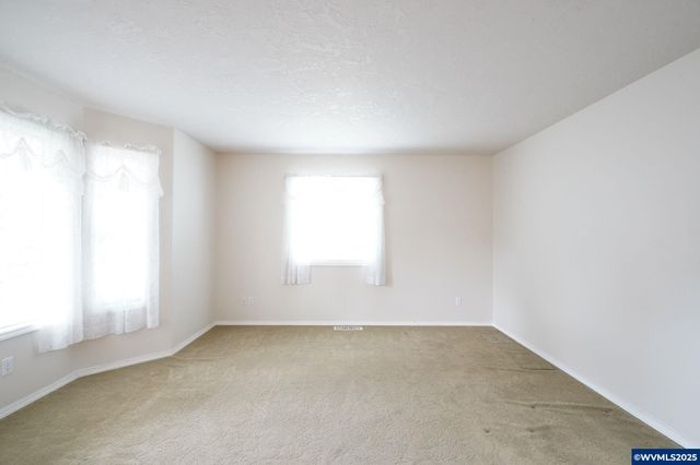 1123 Heritage Lp, Stayton, OR 97383