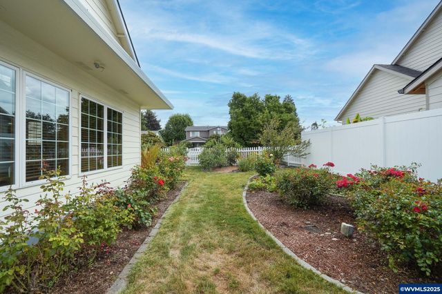 1123 Heritage Lp, Stayton, OR 97383