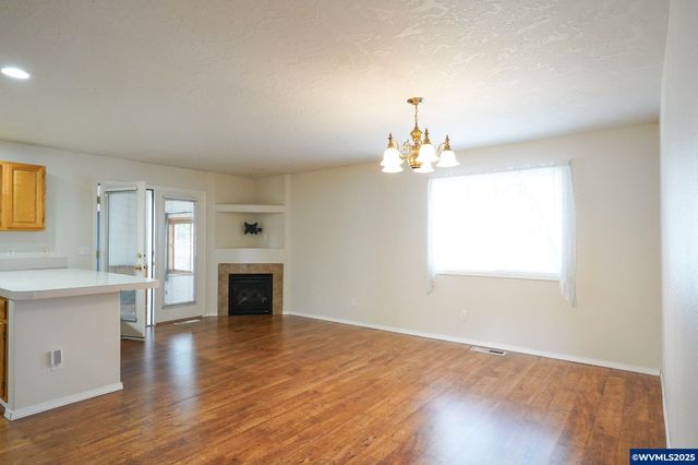 1123 Heritage Lp, Stayton, OR 97383