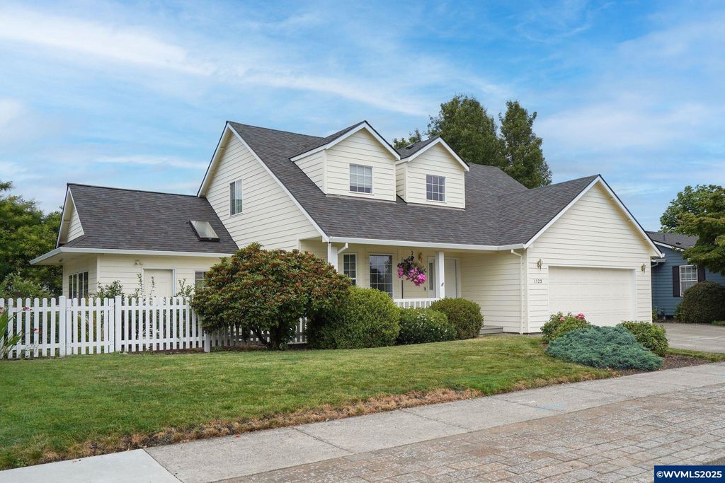 1123 Heritage Lp, Stayton, OR 97383