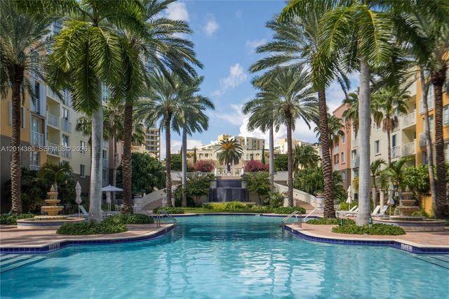 100 Meridian Ave 244, Miami Beach, FL 33139