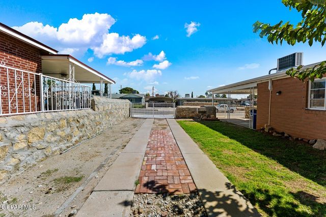 500 MISSION Road, El Paso, TX 79903