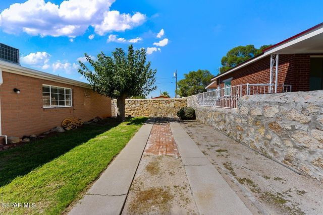 500 MISSION Road, El Paso, TX 79903