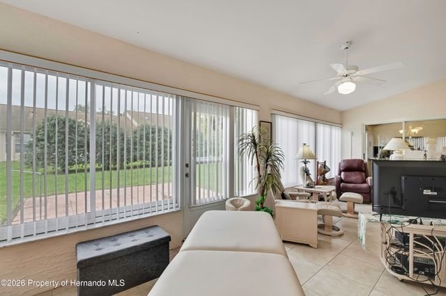 2353 Summercrest Lane, Spring Hill, FL 34606