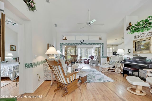 2353 Summercrest Lane, Spring Hill, FL 34606