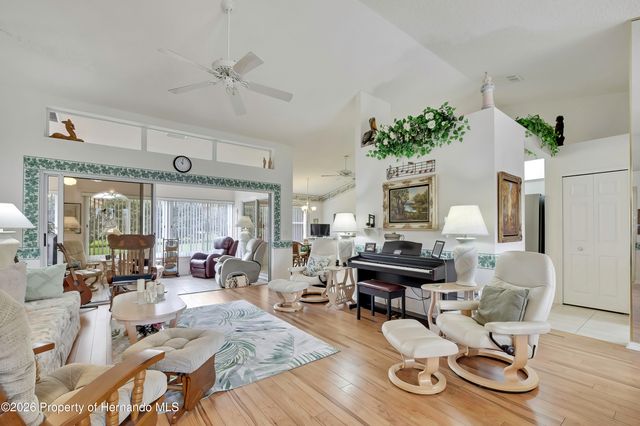 2353 Summercrest Lane, Spring Hill, FL 34606