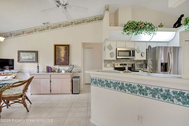 2353 Summercrest Lane, Spring Hill, FL 34606