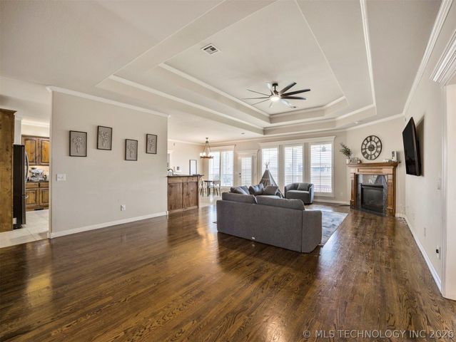 212 S 77th Street, Broken Arrow, OK 74014