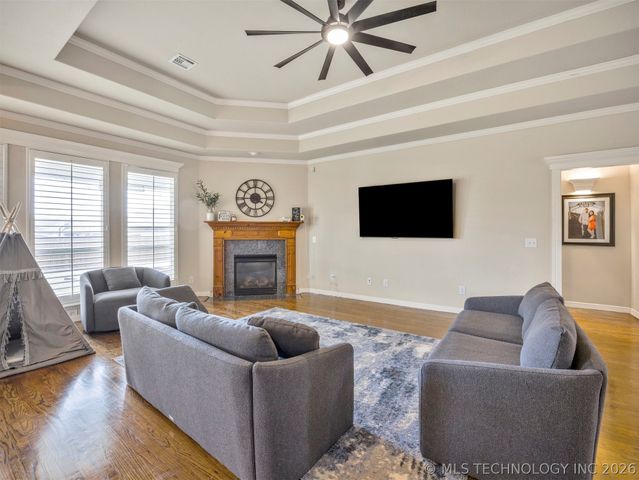 212 S 77th Street, Broken Arrow, OK 74014