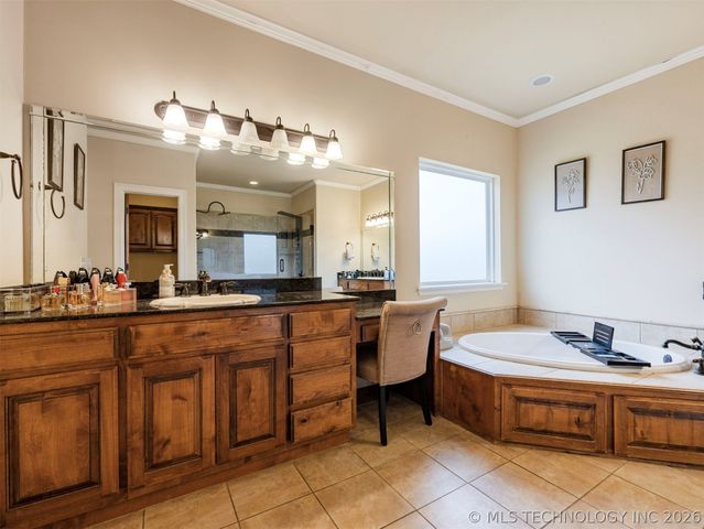 212 S 77th Street, Broken Arrow, OK 74014