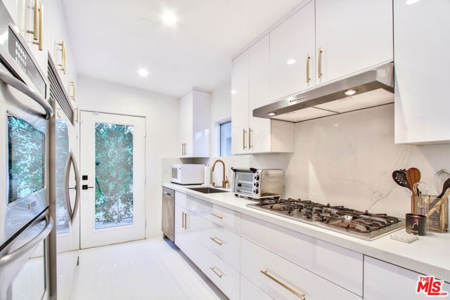 678 S Thornhill Road, Palm Springs, CA 92264