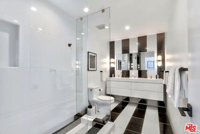 678 S Thornhill Road, Palm Springs, CA 92264