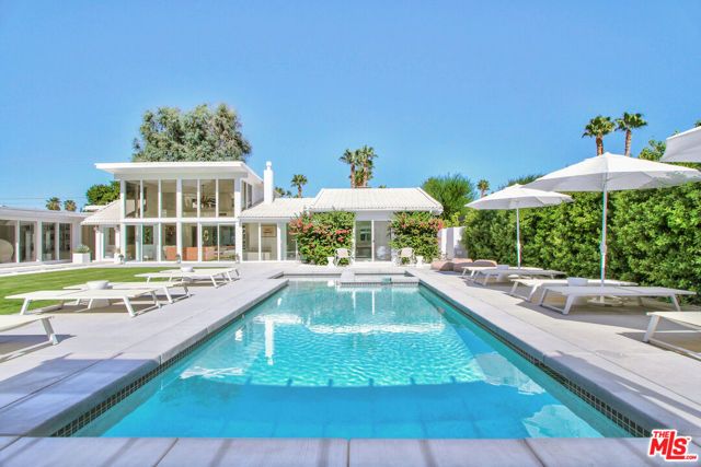 678 S Thornhill Road, Palm Springs, CA 92264