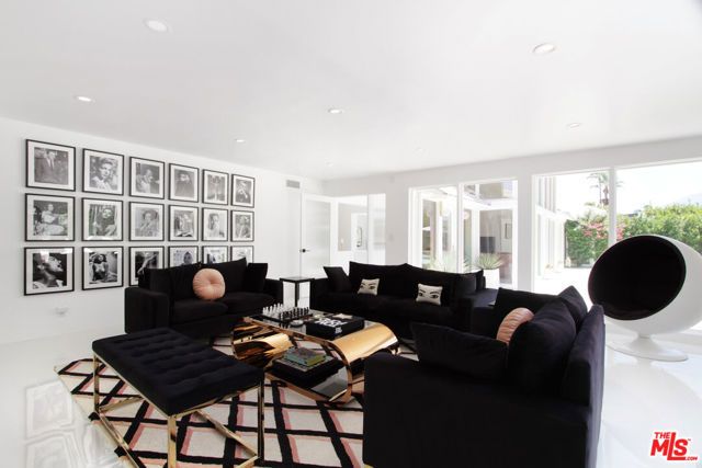 678 S Thornhill Road, Palm Springs, CA 92264