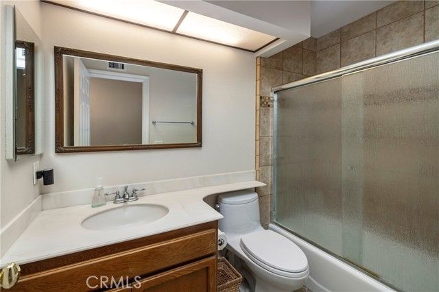 20 Southern Wood, Irvine, CA 92603