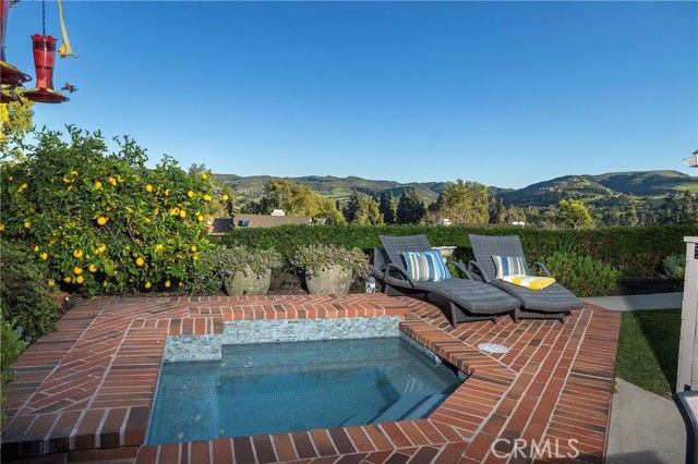 20 Southern Wood, Irvine, CA 92603