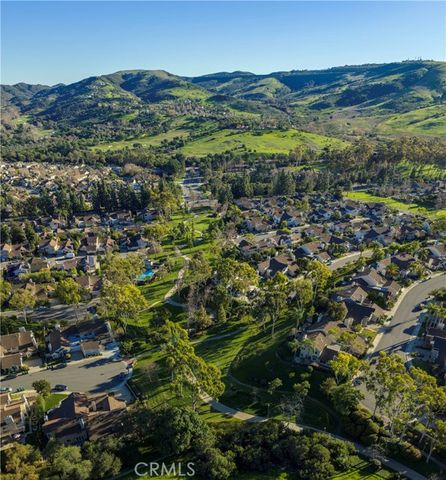 20 Southern Wood, Irvine, CA 92603