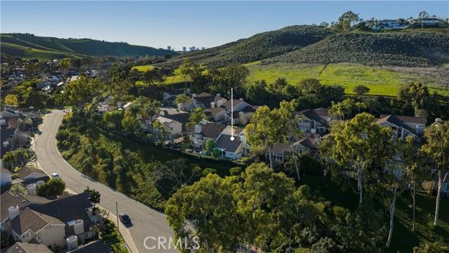 20 Southern Wood, Irvine, CA 92603