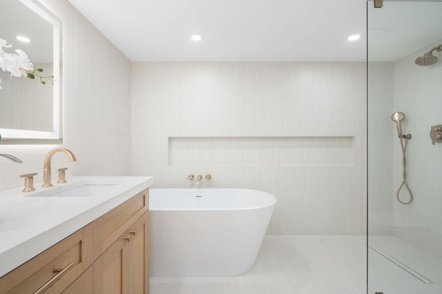 610 W Las Olas Boulevard 1613n, Fort Lauderdale, FL 33312