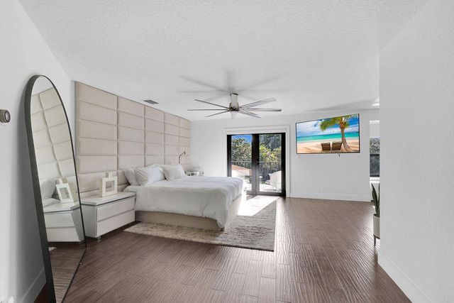 3541 Carlton Lane, Davie, FL 33330