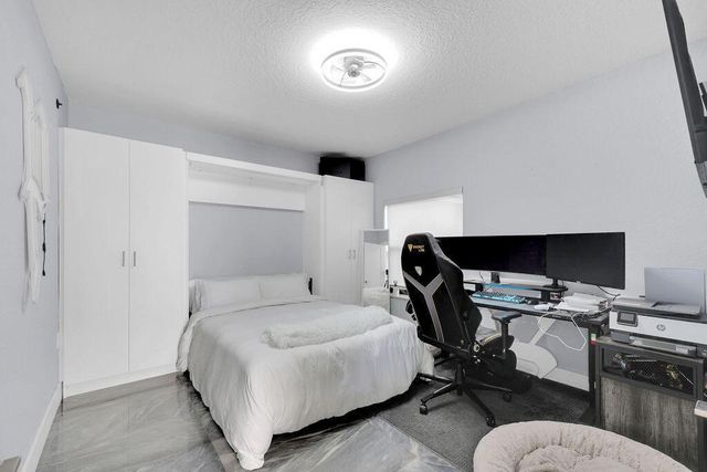 3541 Carlton Lane, Davie, FL 33330