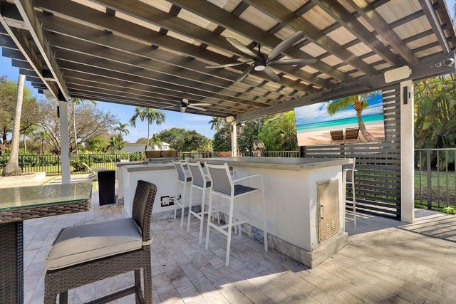 3541 Carlton Lane, Davie, FL 33330