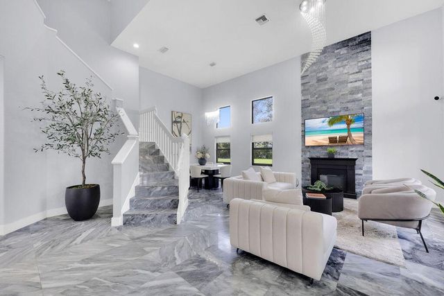 3541 Carlton Lane, Davie, FL 33330
