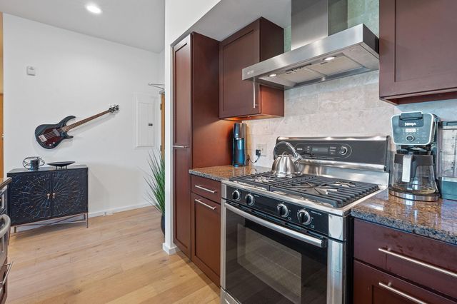 1600 Barton Springs RD 3406, Austin, TX 78704