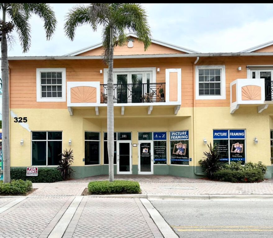 Image 1 of property listing at 325 NE 2nd Avenue 102, Delray Beach, FL 33444